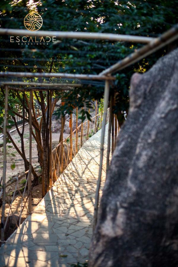 Escalade Experience 3* Cam Ranh