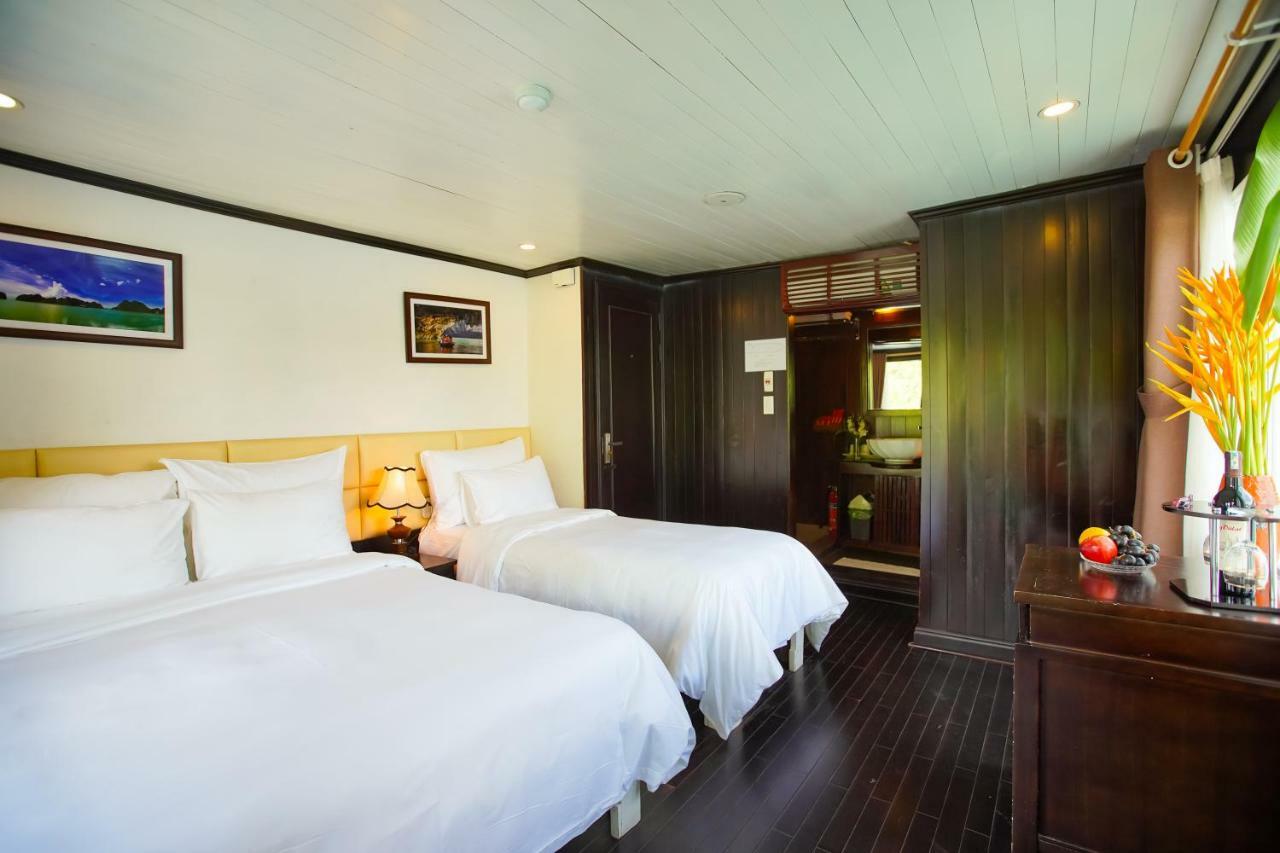 Du Thuyền Paloma Cruise 4* Hạ Long