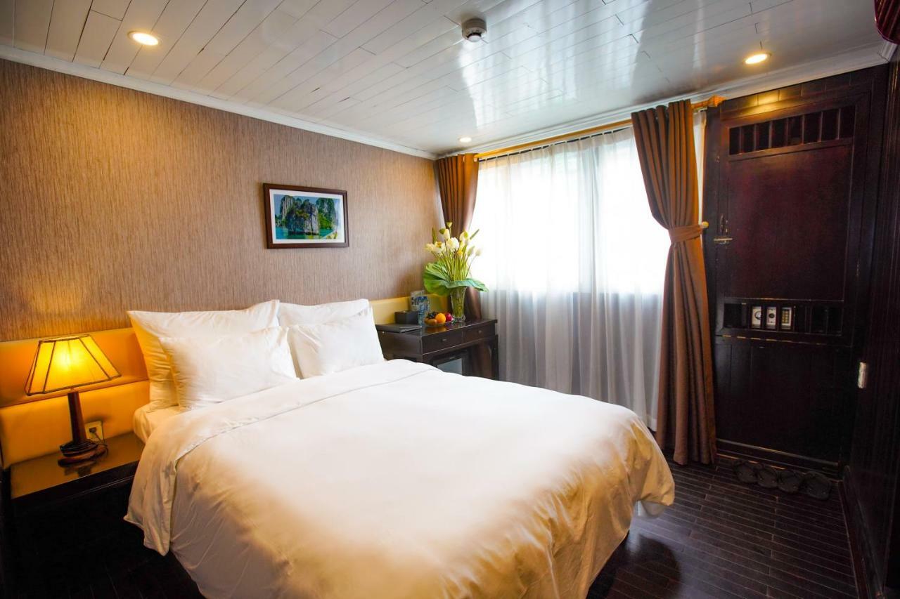 Du Thuyền Paloma Cruise