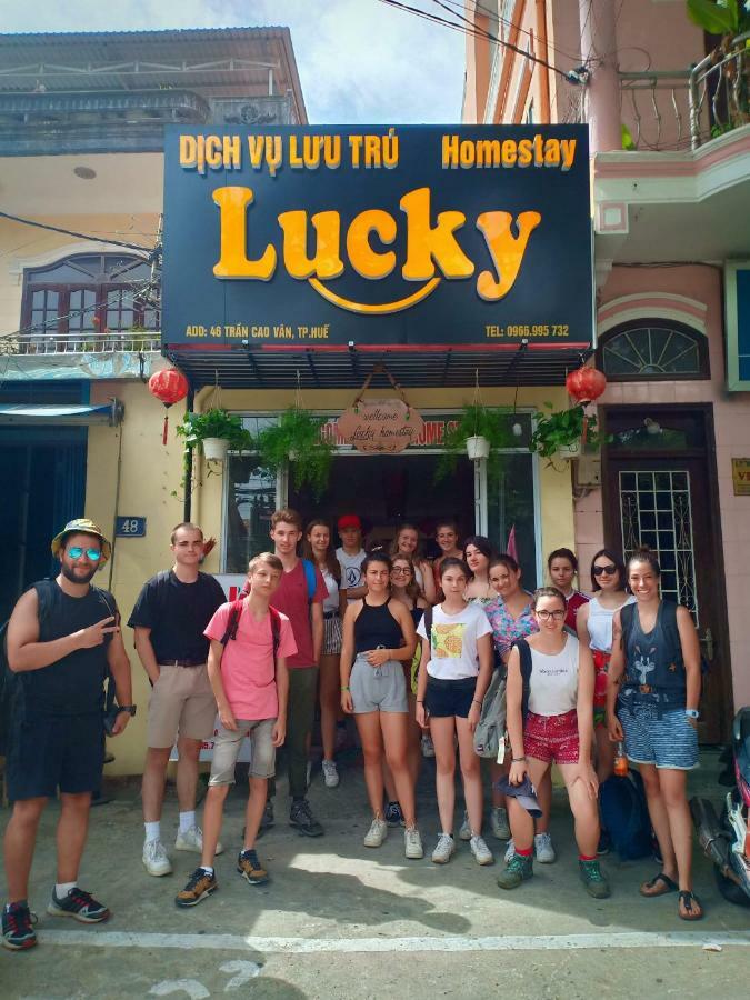 Lucky * Hue