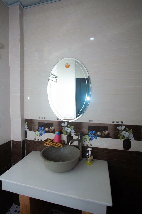 Applebee's Homestay Phong Nha