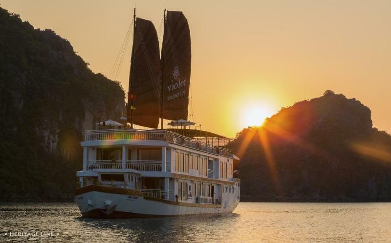 Heritage Line Violet Cruise - Halong Bay & Lan Ha Bay