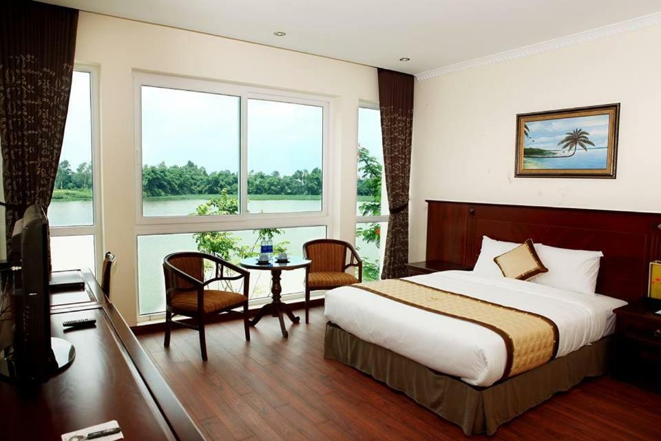 Resort Song Hong Vinh Yen