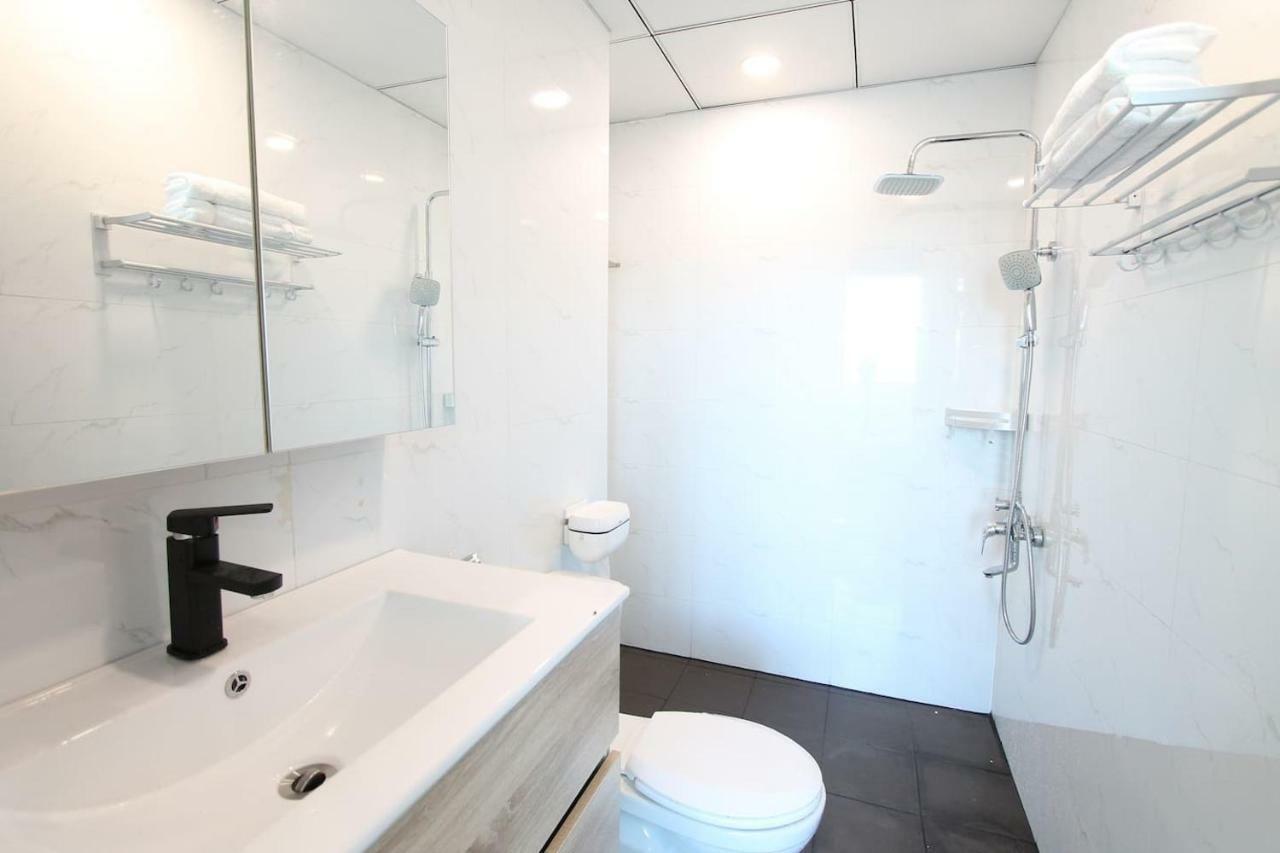 Baymax 2br Riverview Apartment *