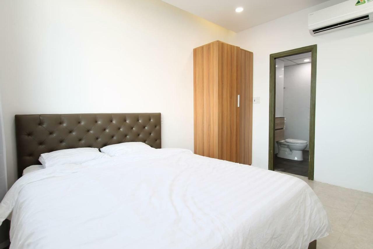 Baymax 2br Riverview *