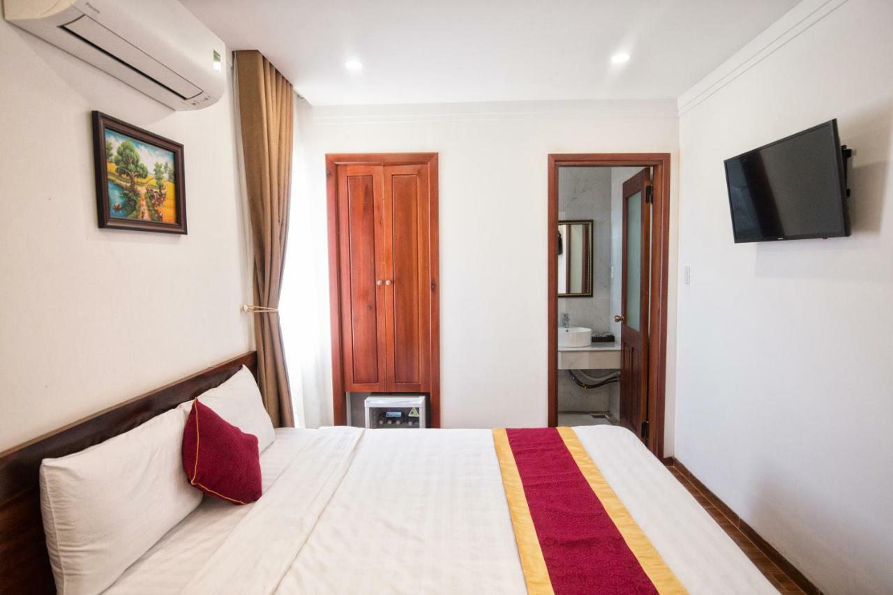 Le Centre Hotel 3*