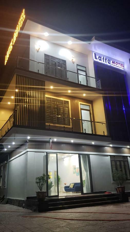 Latte Hotel *