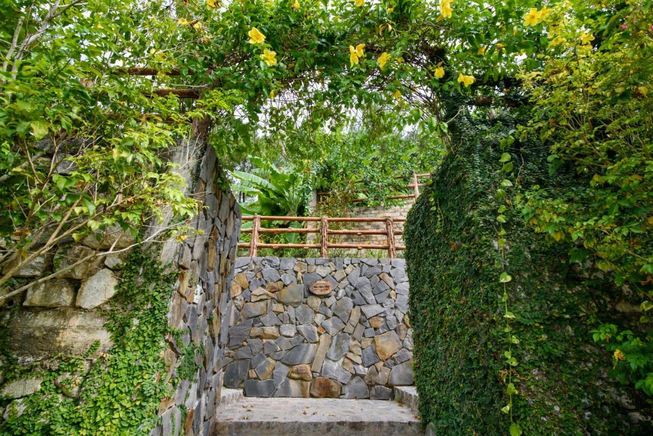 Resort Sankofa Village Hill & Hue