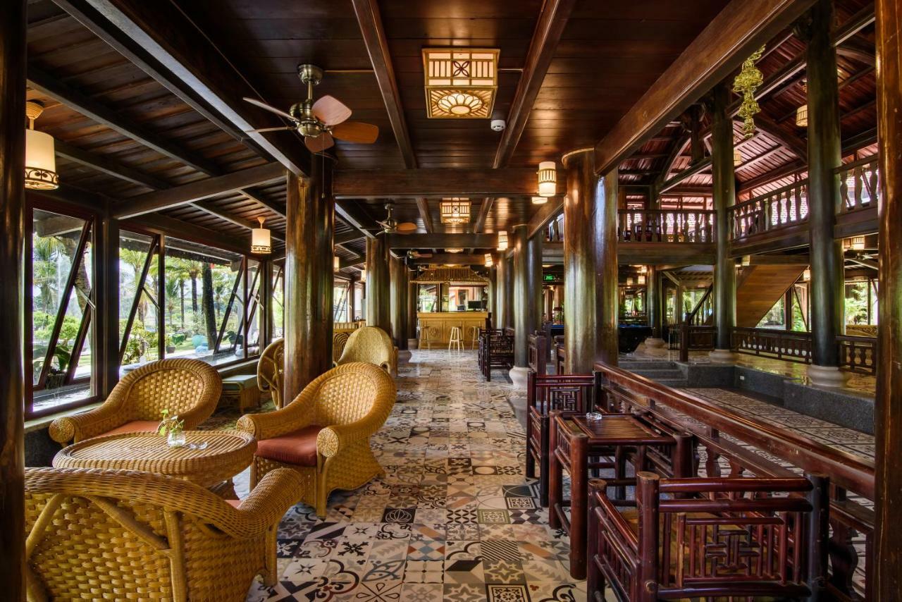 Sankofa Village Hill & 5* Hue