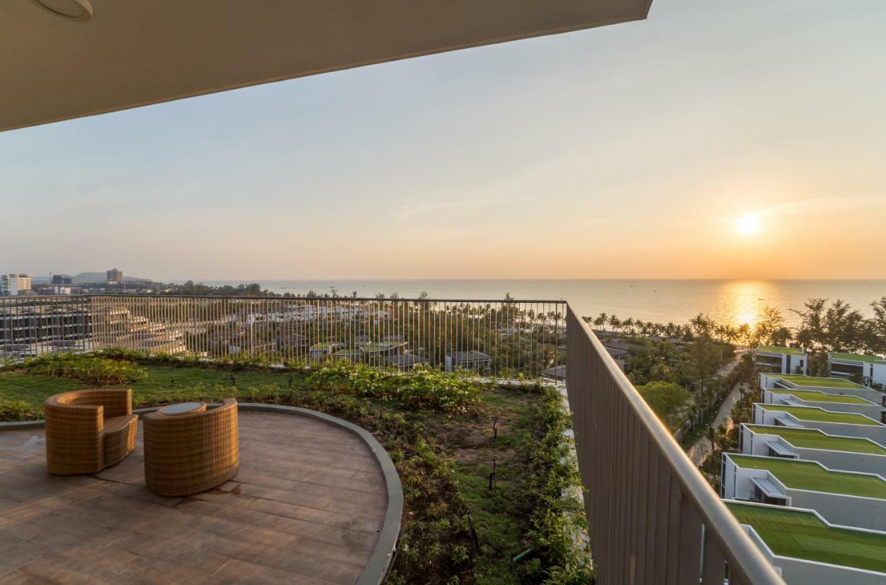 Resort Western Premier Sonasea 5*