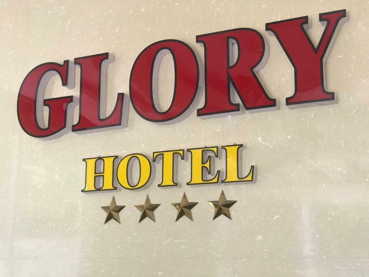 Hotel Glory