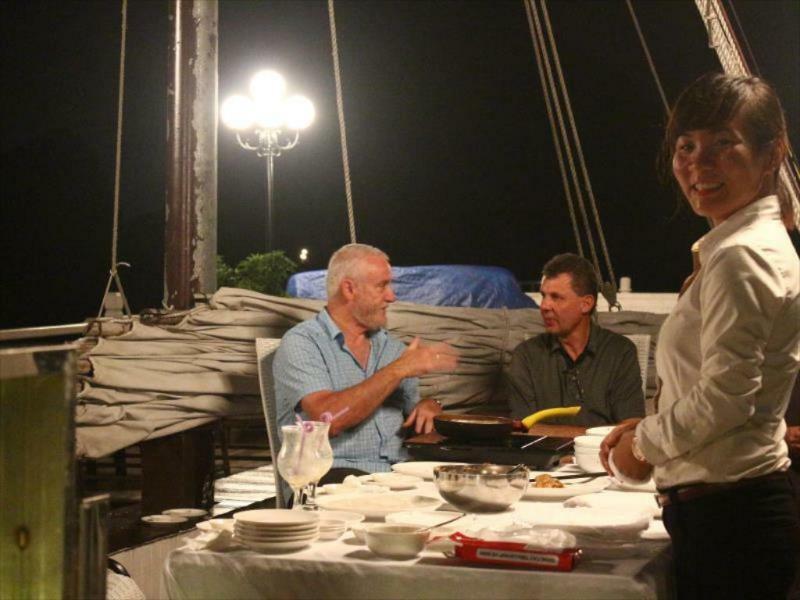 Signature Royal Halong Cruise 5* Ha Long