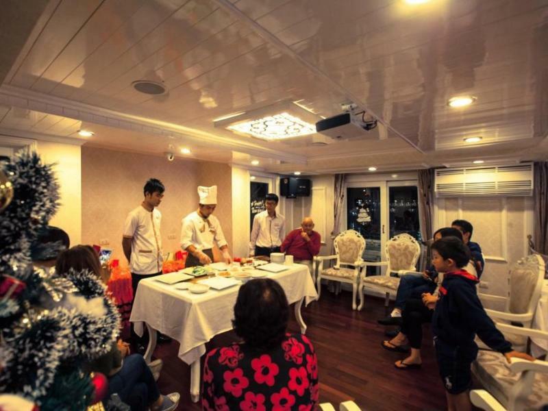 Signature Royal Halong Cruise  Ha Long