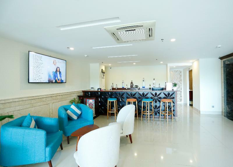 Hotel Ibiza Riverfront Powered By Aston Da Nang