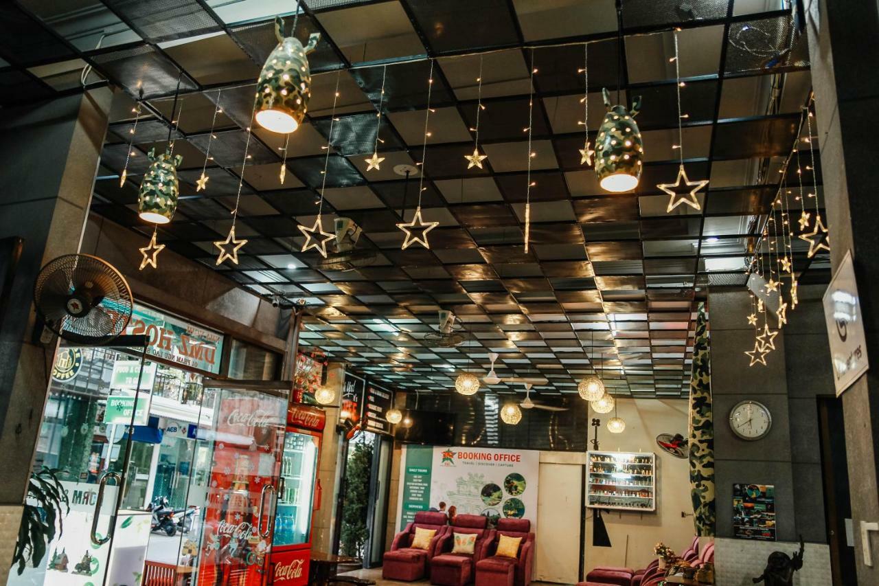Dmz Hotel