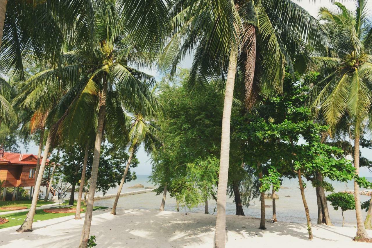 Cay Sao Resort 3*