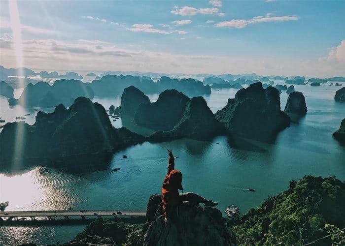 Dragon Hạ Long