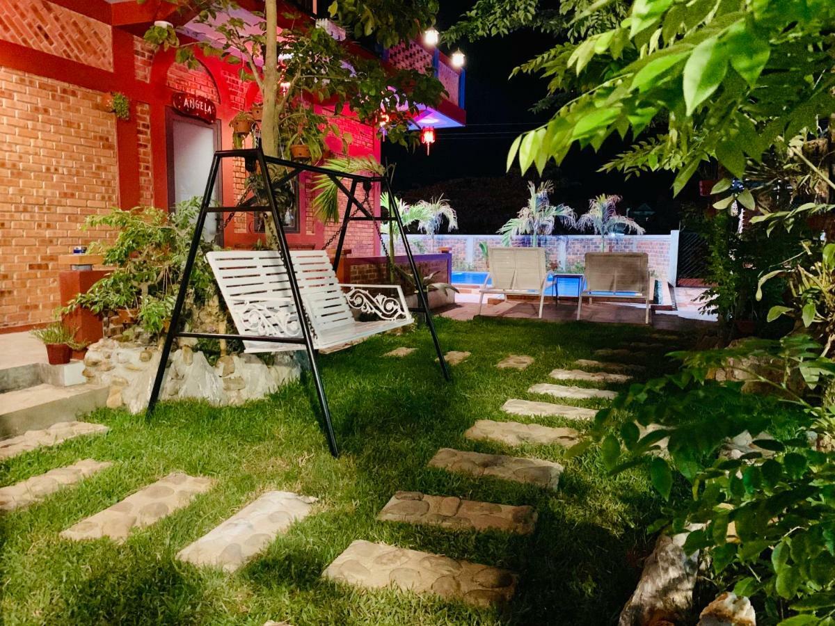 Vu's Hotel Phong Nha