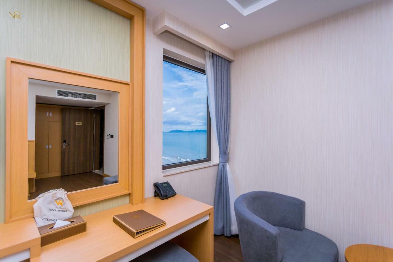 Riva 4*