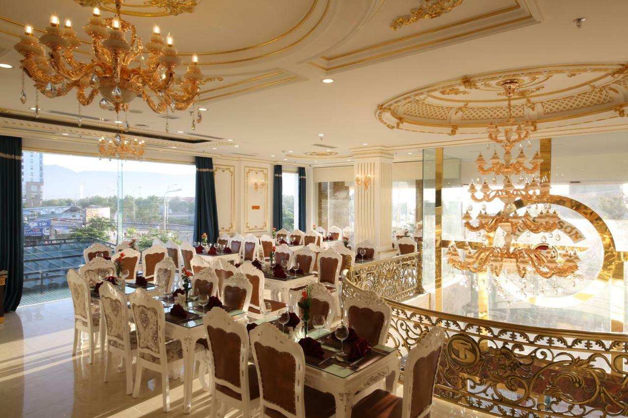 Tuyet Son Hotel 4*