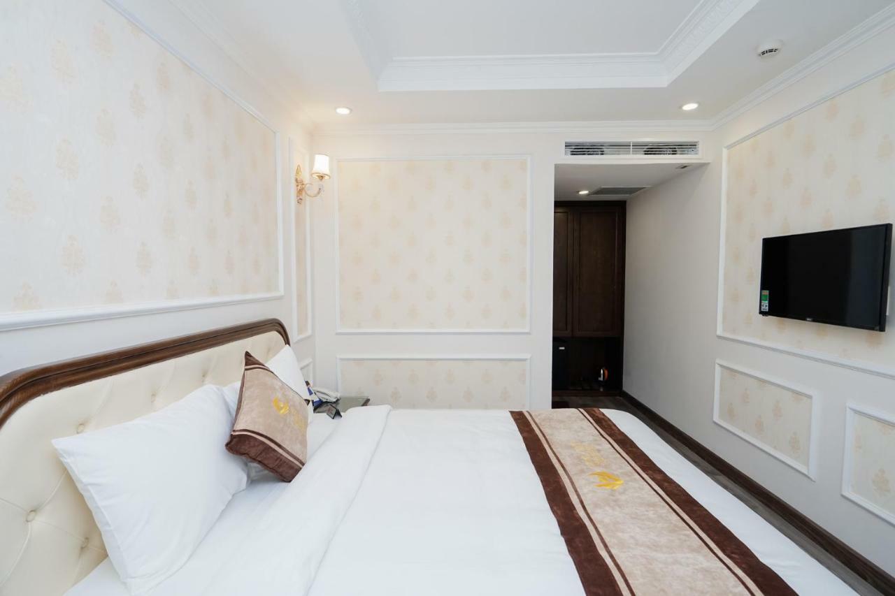 Vincent Halong Hotel 3*