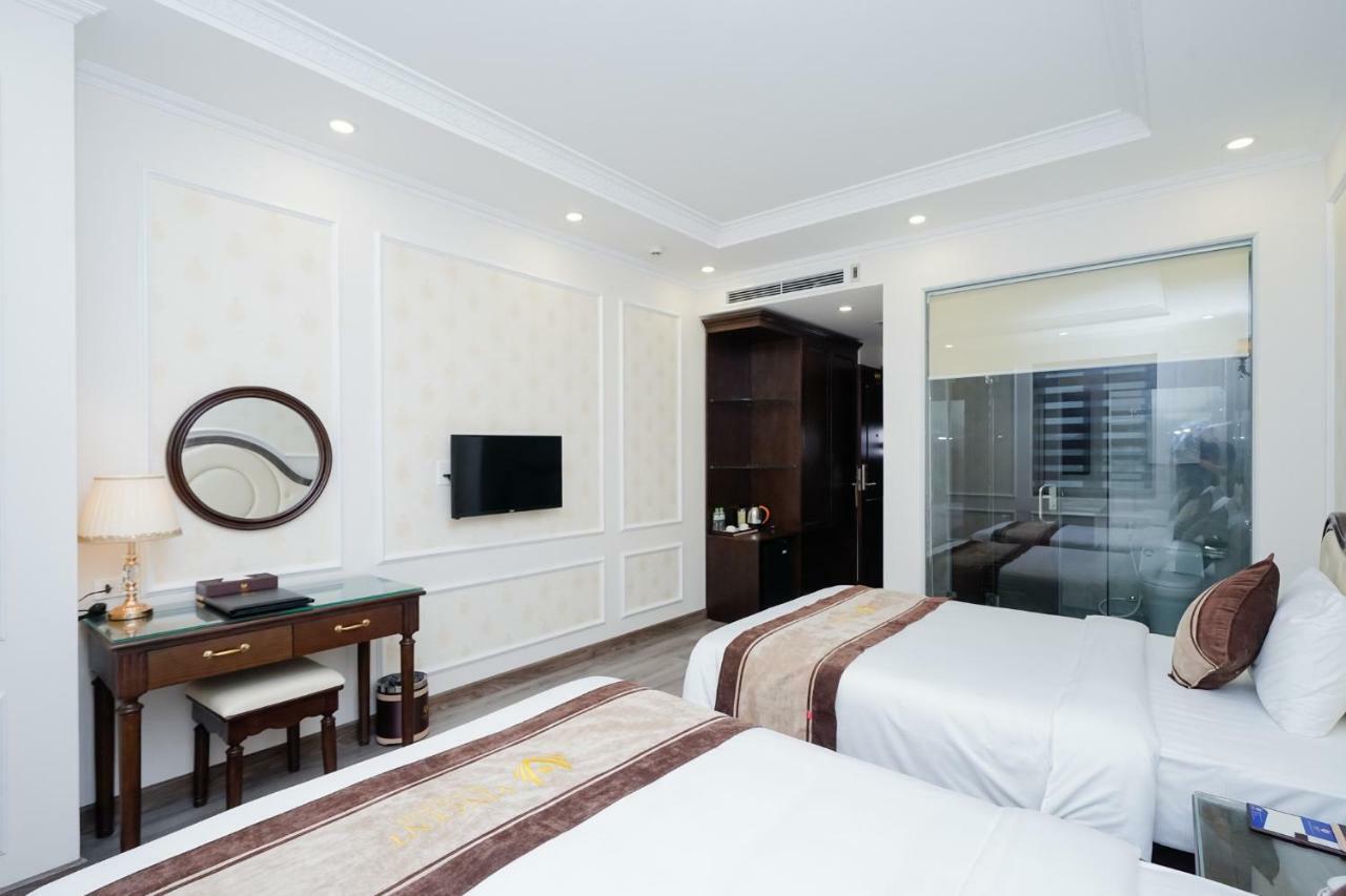 Vincent Halong Hotel