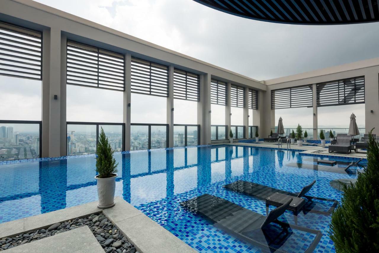 Beachfront Luxury - Rooftop Pool - Da Nang