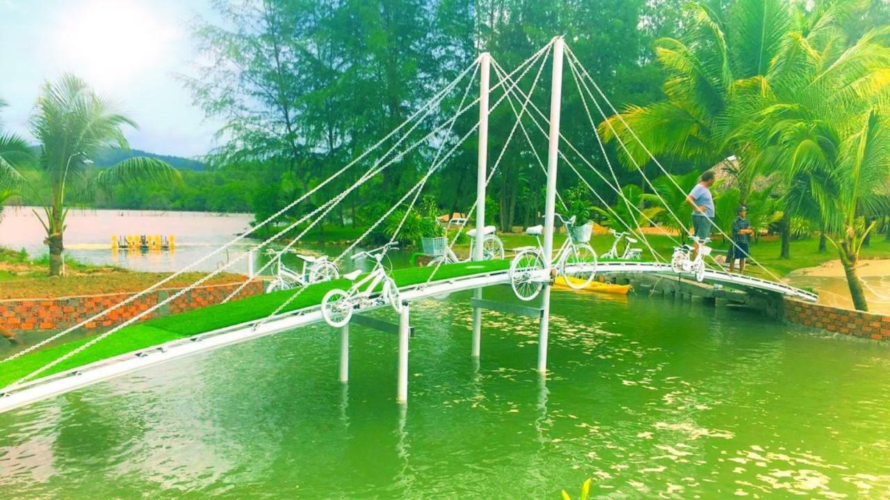 Dưỡng Bãi Biển Chez Carole 4*