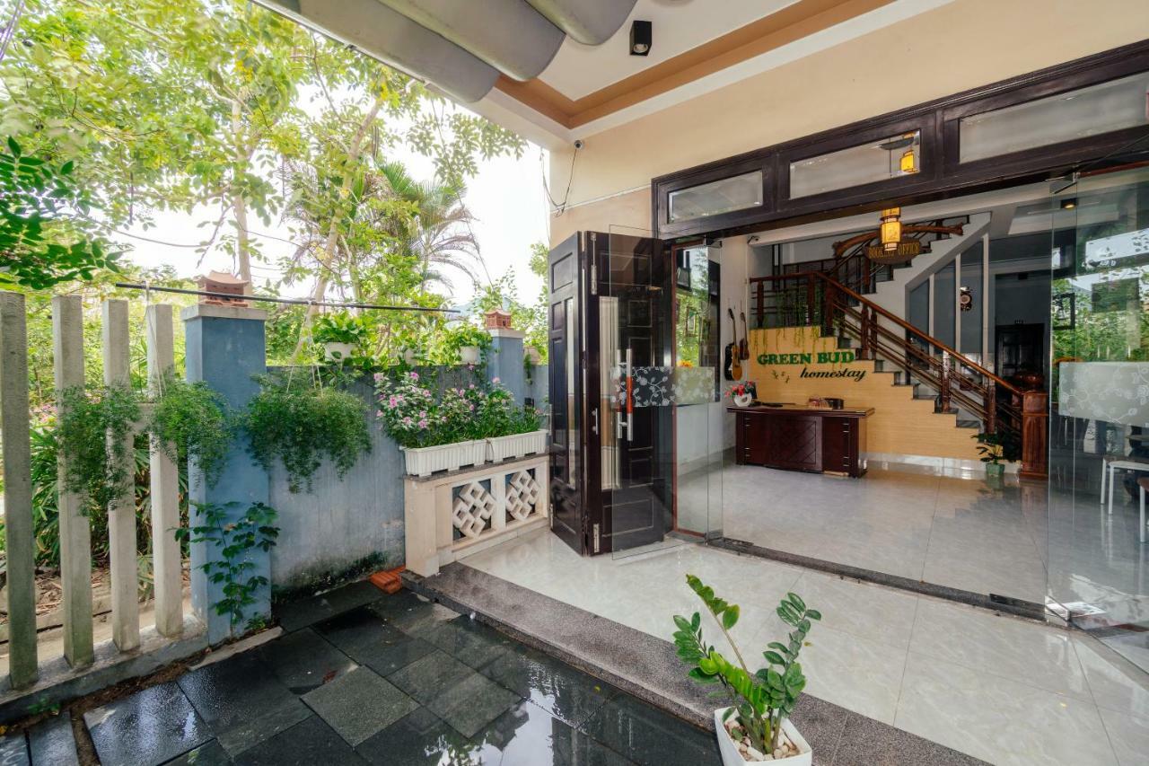 And * Hội An