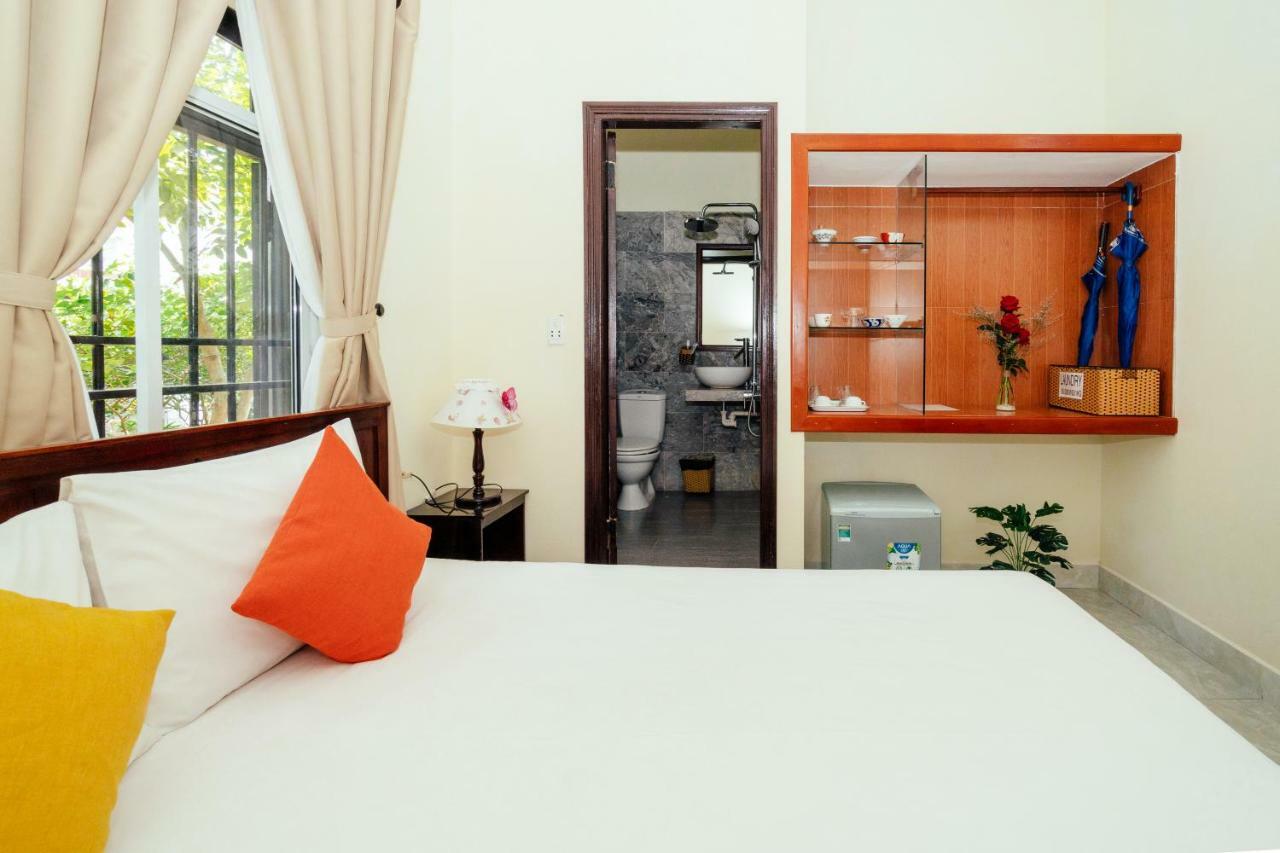 And * Hội An