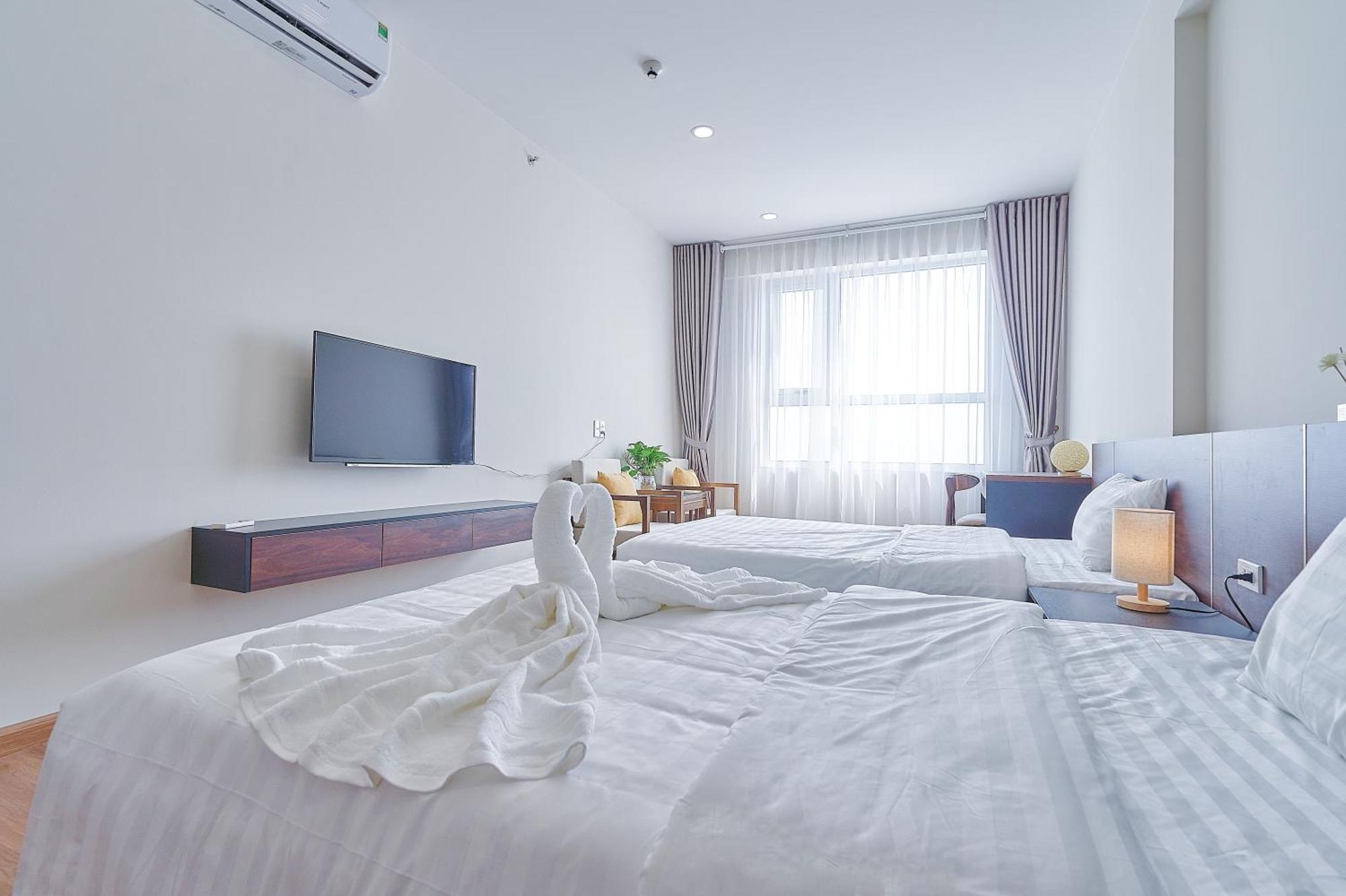 Bunhomestay Spacious 4 Bedroom City&sea View 1 Min Walk To Sea *