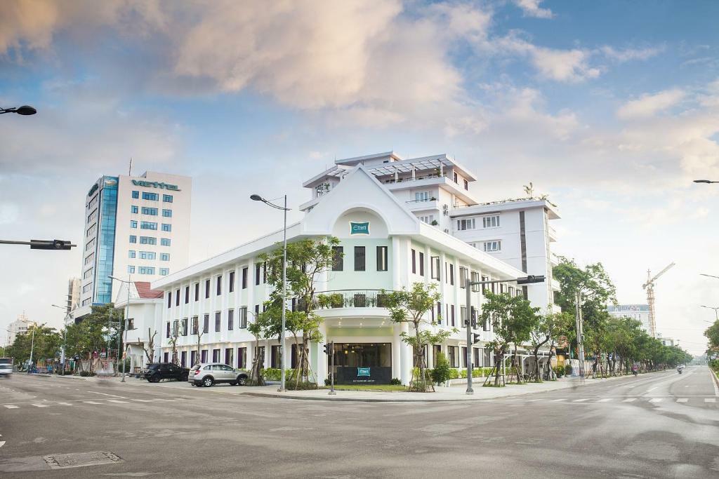 Khách sạn Emm Huế