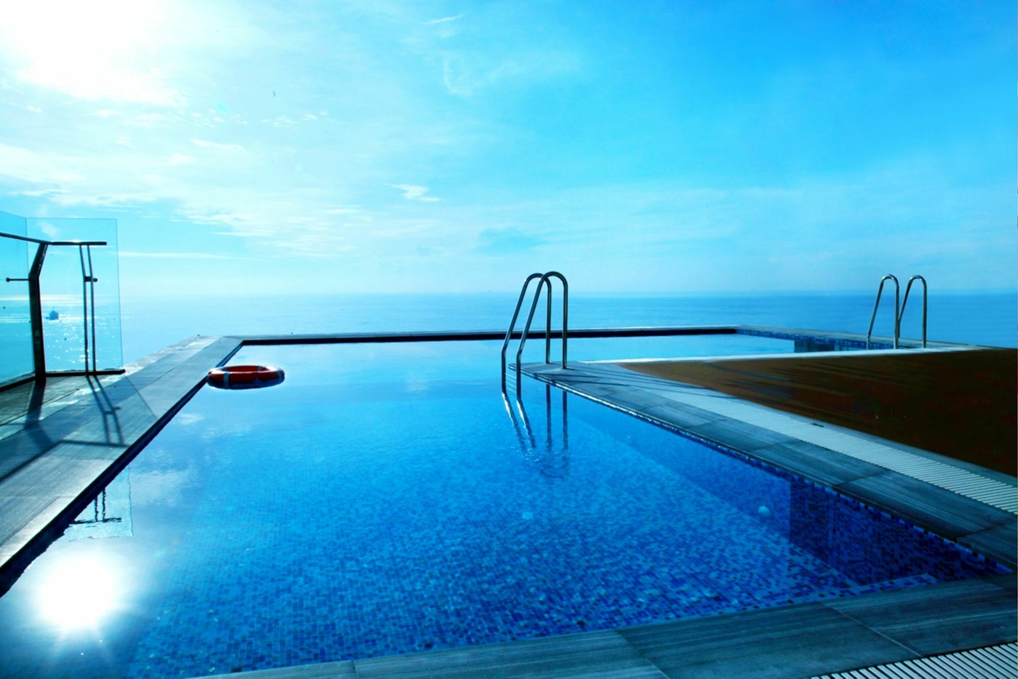 Hotel Golden Sea 3