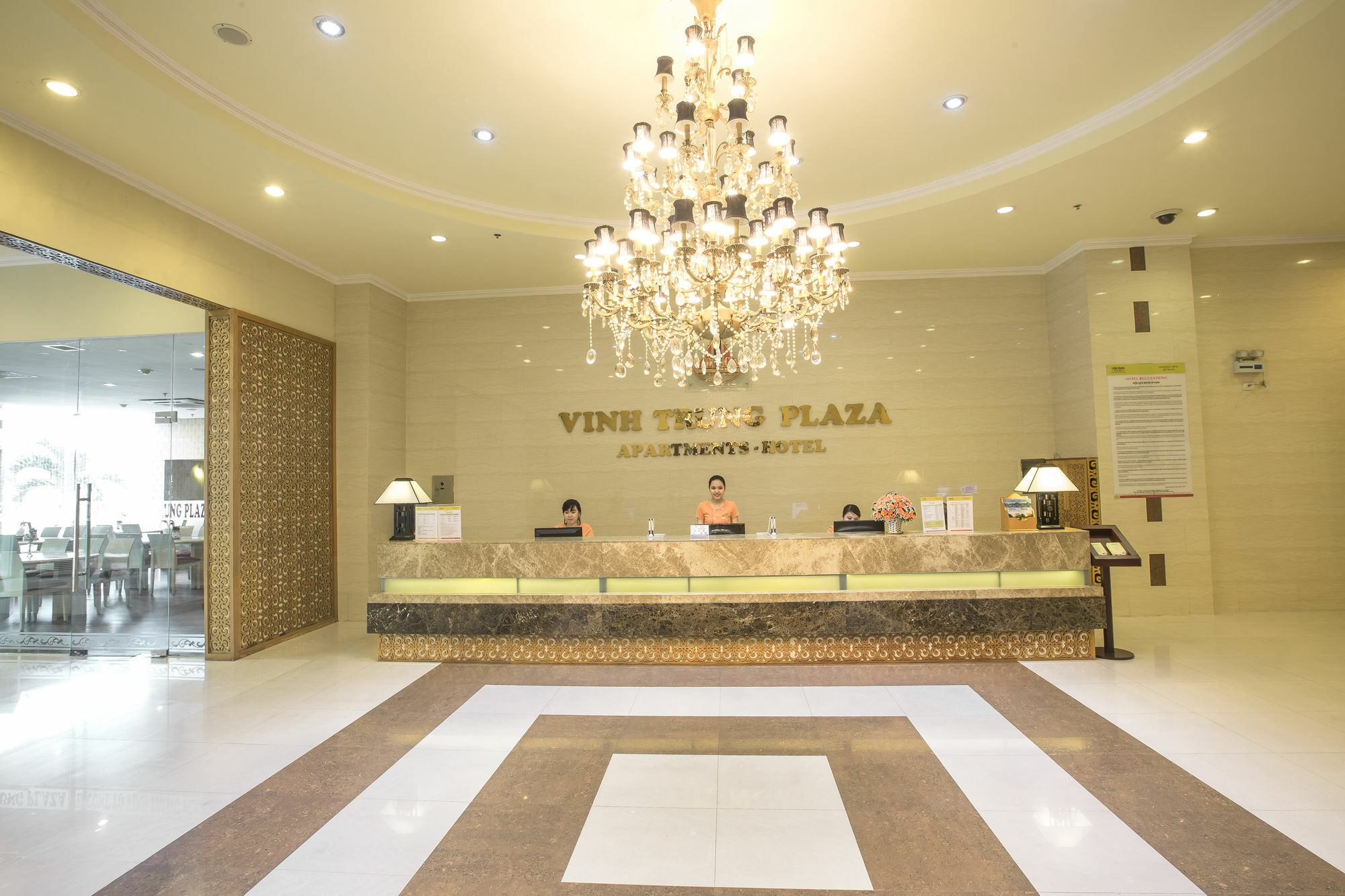 Vinh Trung Plaza Khách sạn 4*