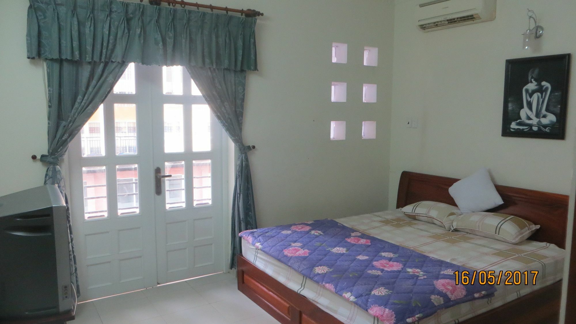 Bifam Guest house 2*