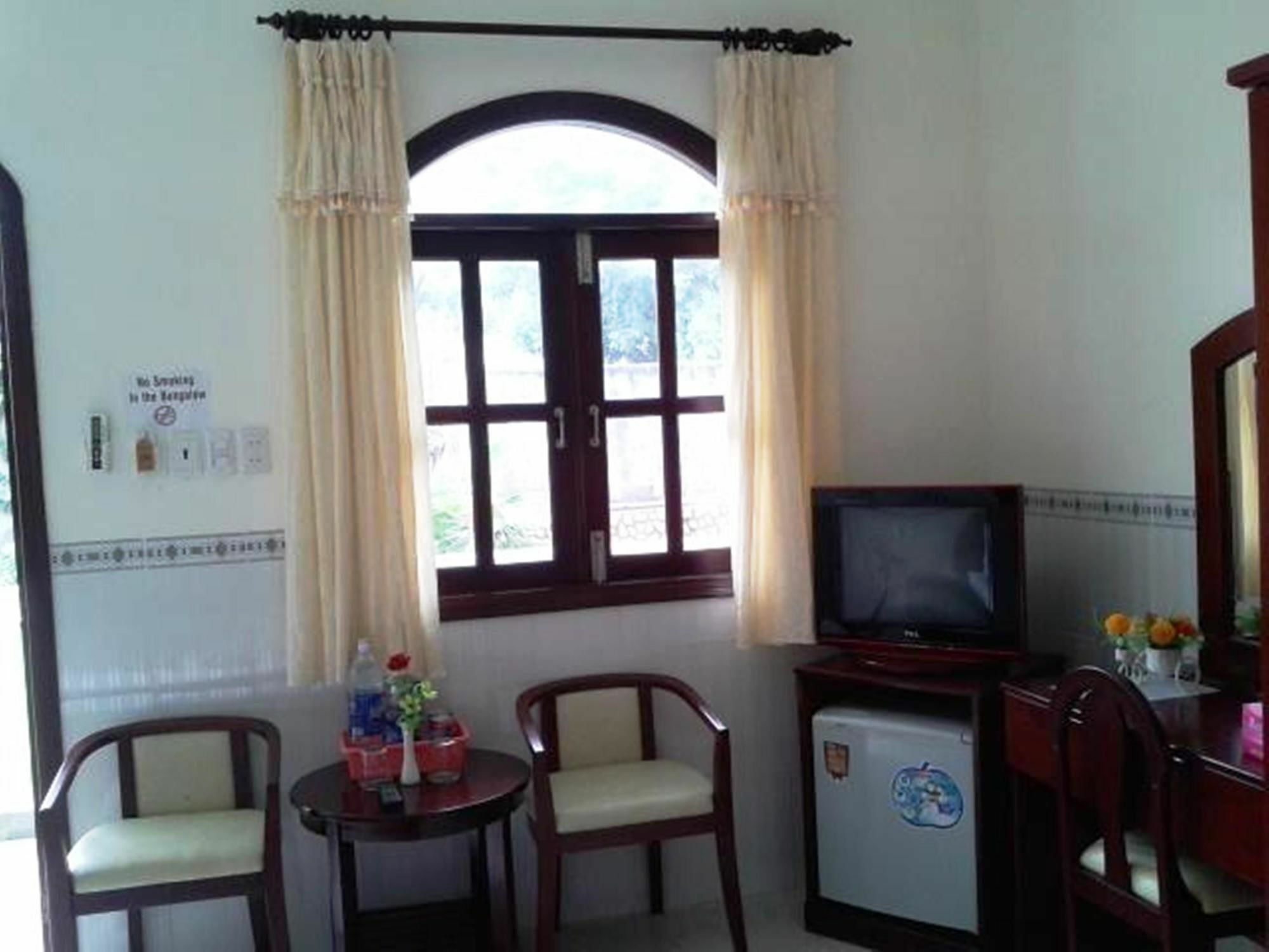 Ha Nga Guest house 2*