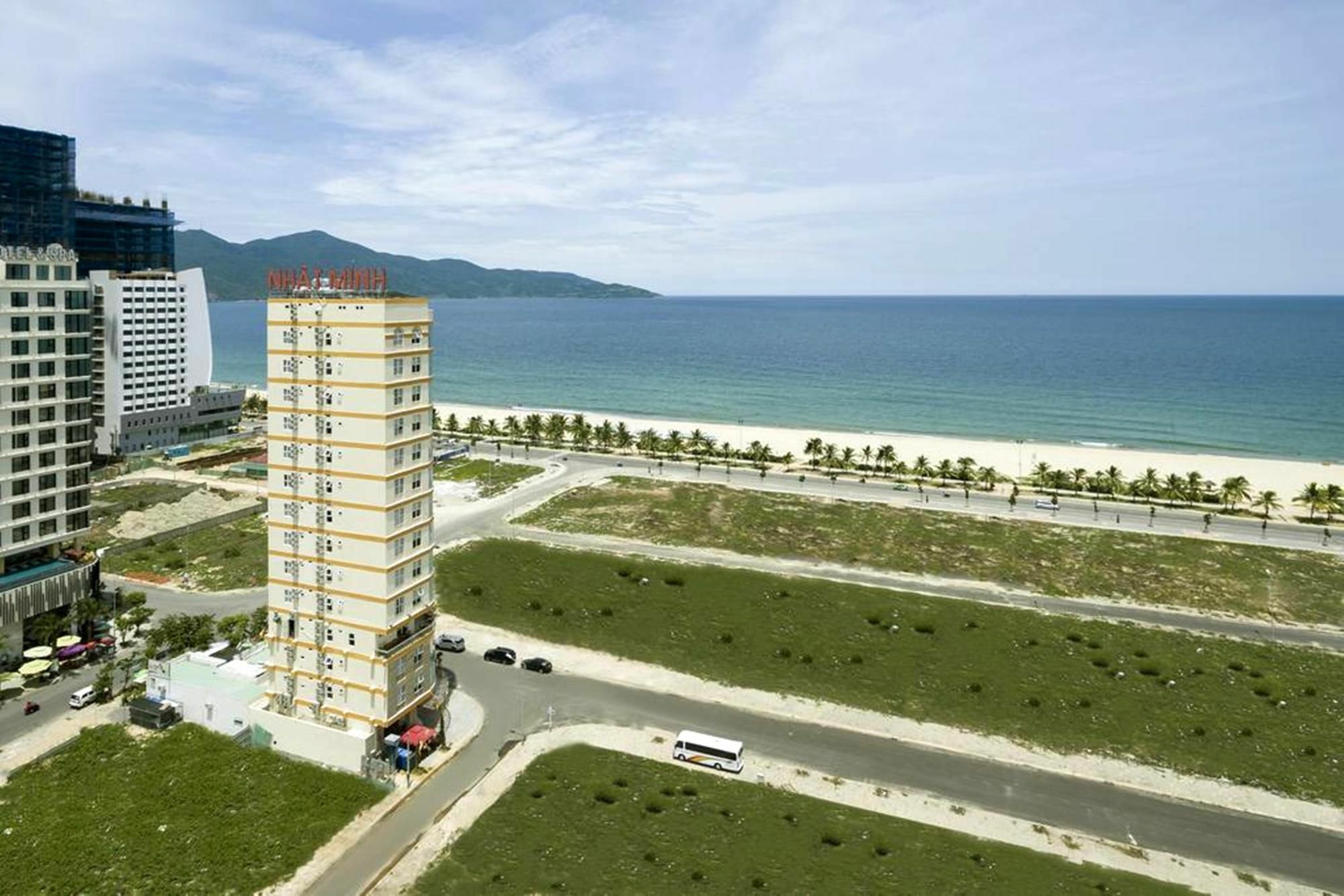 Nhat Minh And 4* Da Nang