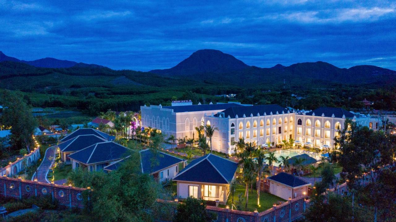 Resort My Son Heritage And