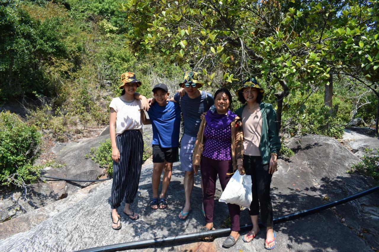 Cham Island Smiles * Tan Hiep (Quang Nam)