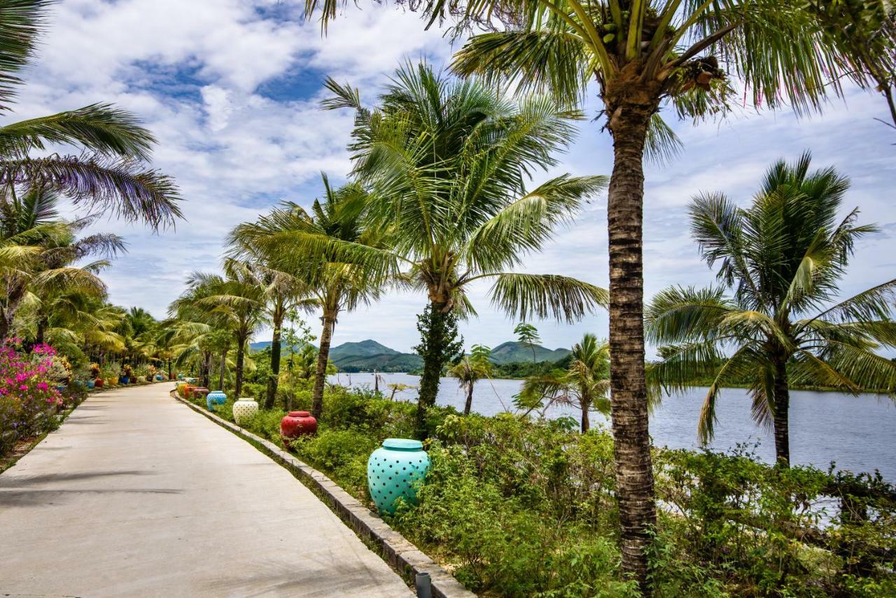 Sankofa Village Hill & Resort Hue