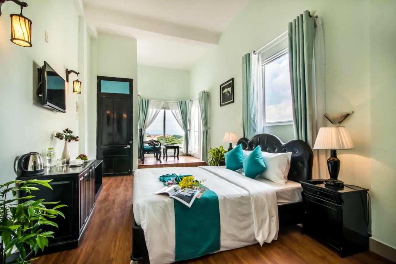 The Sunriver Boutique Hotel