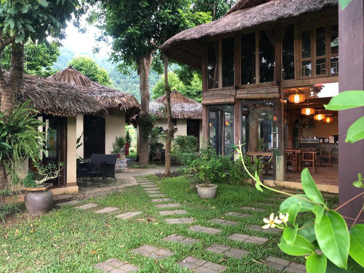 Resort Mai Chau Villas