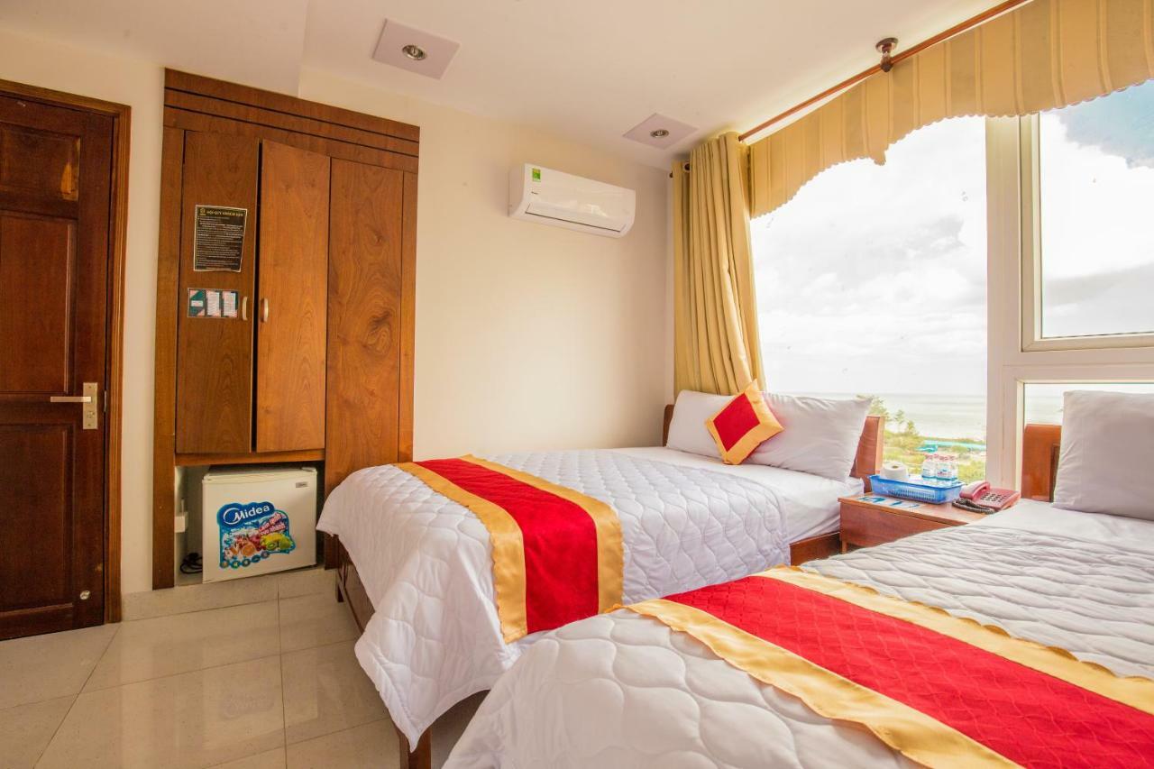 Aris Hotel