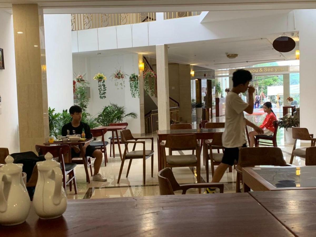 Le Centre Hotel 3*