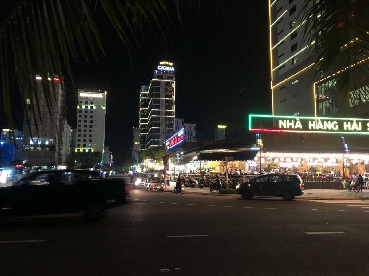 Ho Nghi Duong Muong Thanh Da Nang