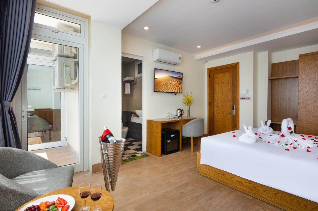 Glory Hotel