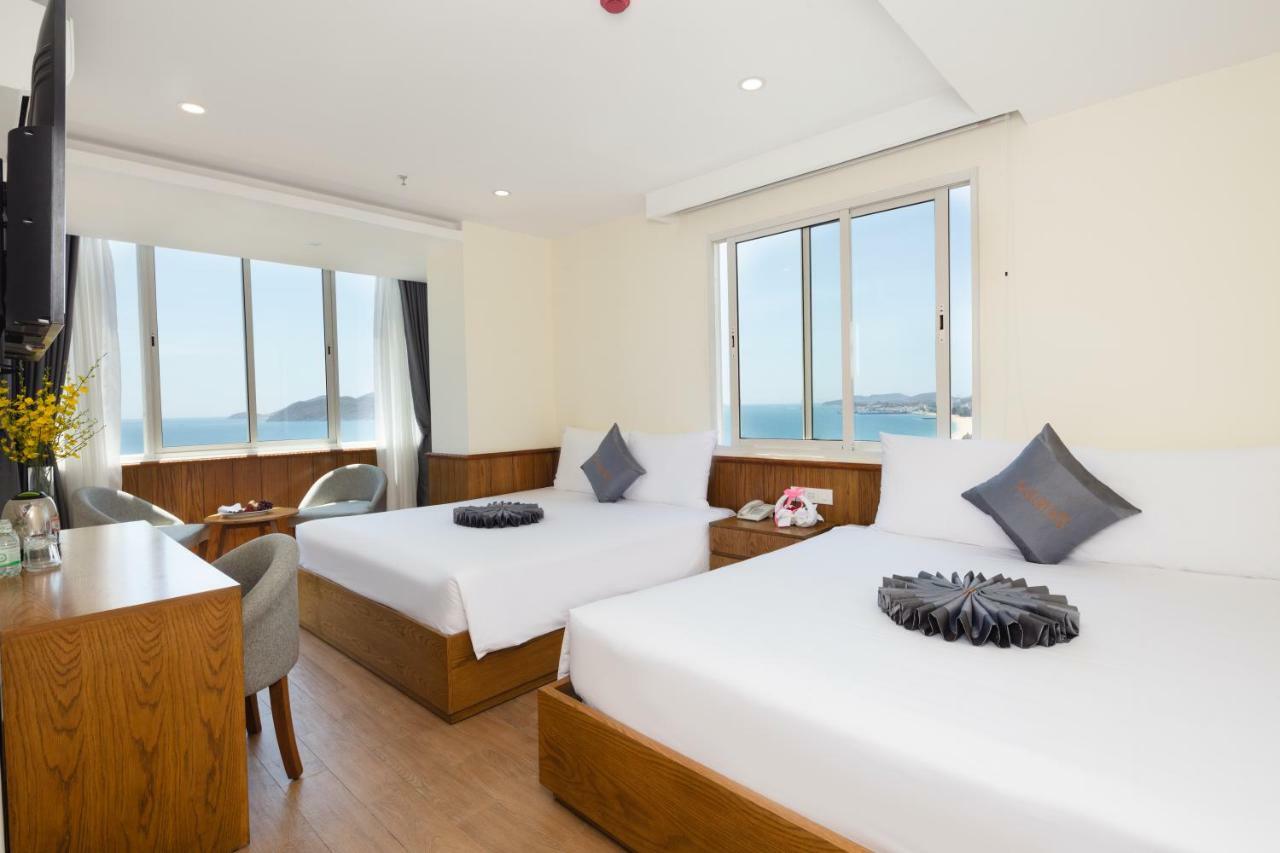 Hotel Glory 3*