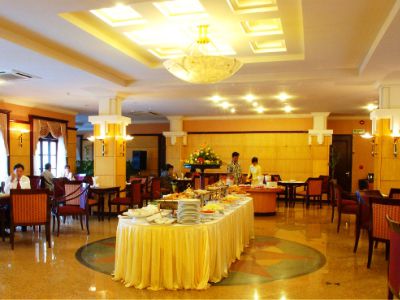 Tuan Chau Resort
