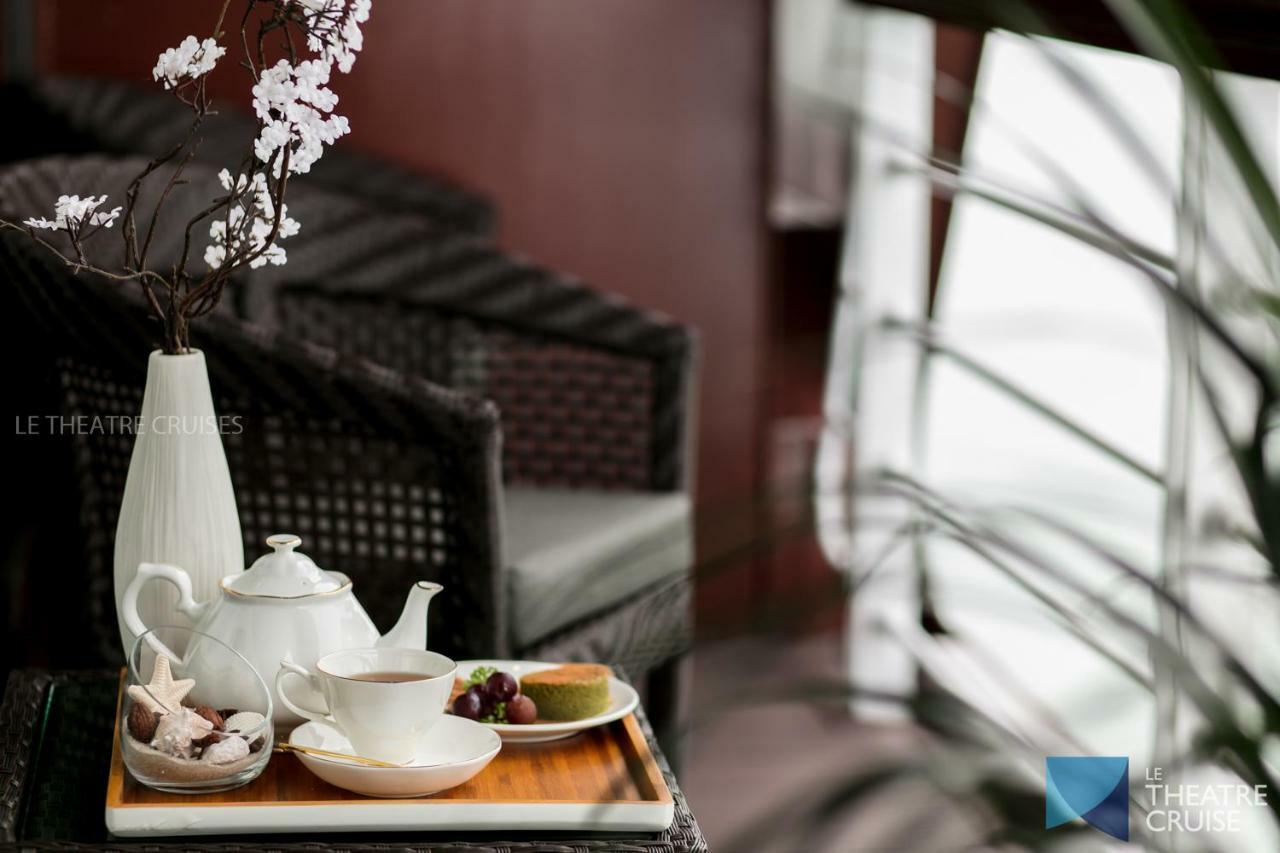 Le Theatre Cruises - Wonder On Lan Ha Bay Ha Long