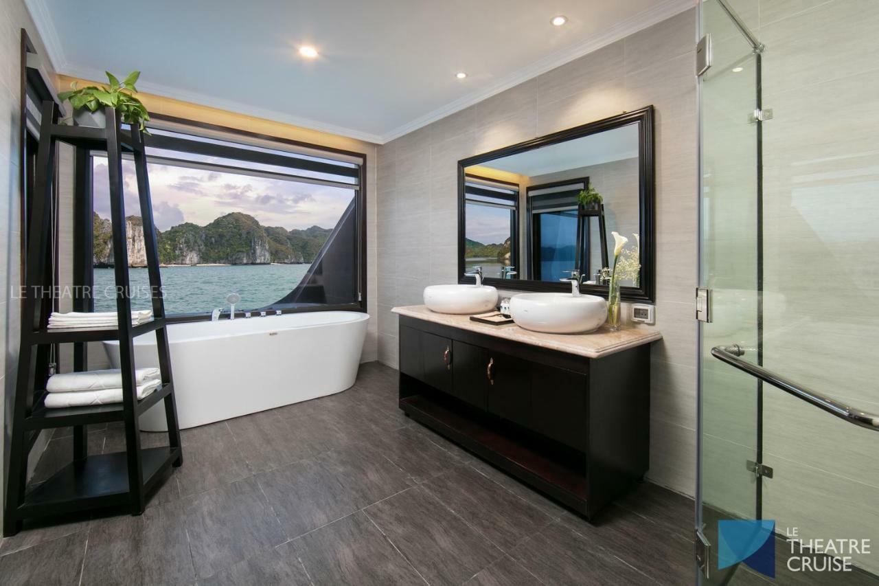 Le Theatre Cruises - Wonder On Lan Ha Bay 